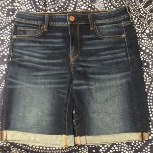 American Eagle Bermuda shorts